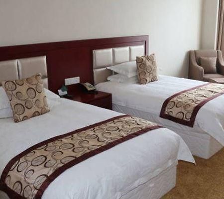 Ramada Shanghai Minhang エクステリア 写真